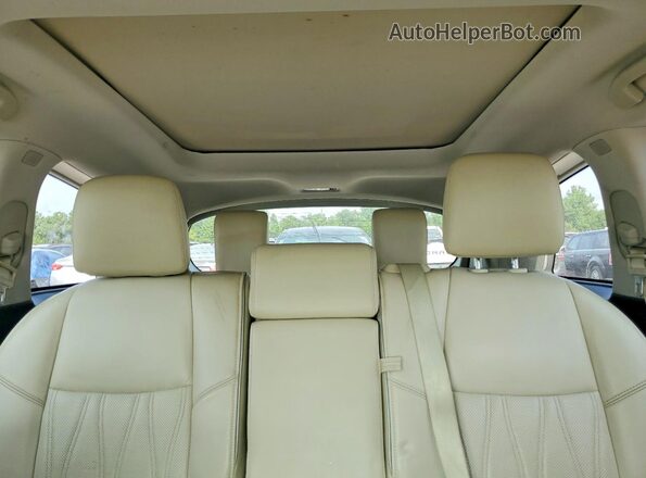 5N1DL0MN9HC514272 2017 INFINITI QX60 White Rear seats view