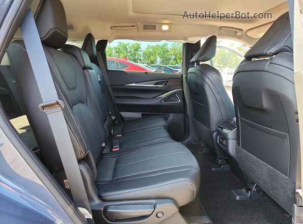 5N1DL1GS8RC350313 2024 INFINITI QX60 Gray Rear interior view