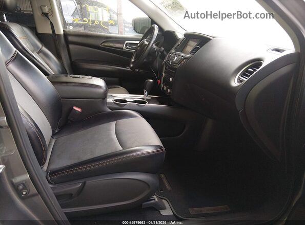 5N1DR2BN0LC592929 2020 NISSAN PATHFINDER Gray Front interior view