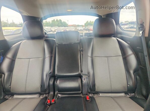5N1DR2CM3LC597368 2020 NISSAN PATHFINDER Red Rear seats view
