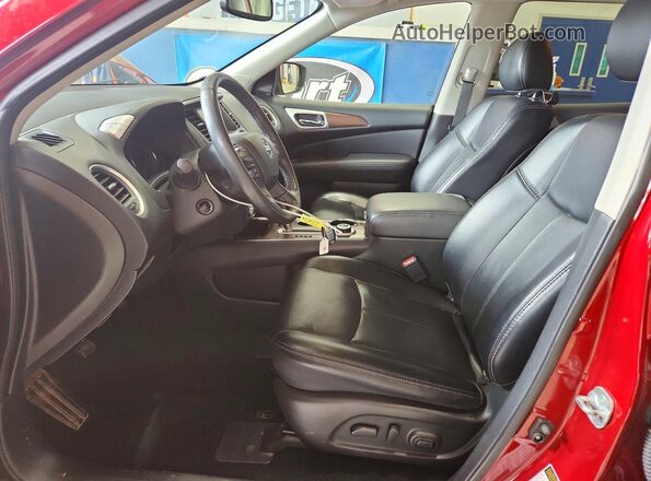 5N1DR2DM9LC598216 2020 NISSAN PATHFINDER Red Front interior view