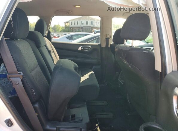 5N1DR2MM0JC649678 2018 NISSAN PATHFINDER Silver უკანა სალონის ხედი