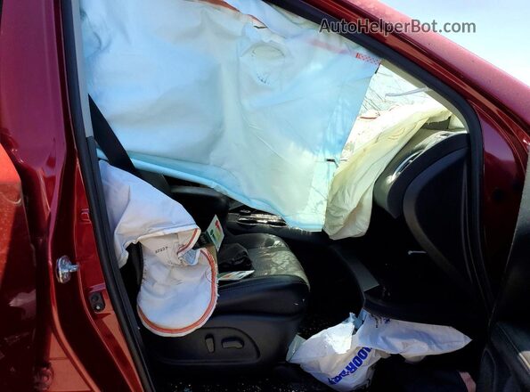 5N1DR2MM1HC637615 2017 NISSAN PATHFINDER Red Front interior view