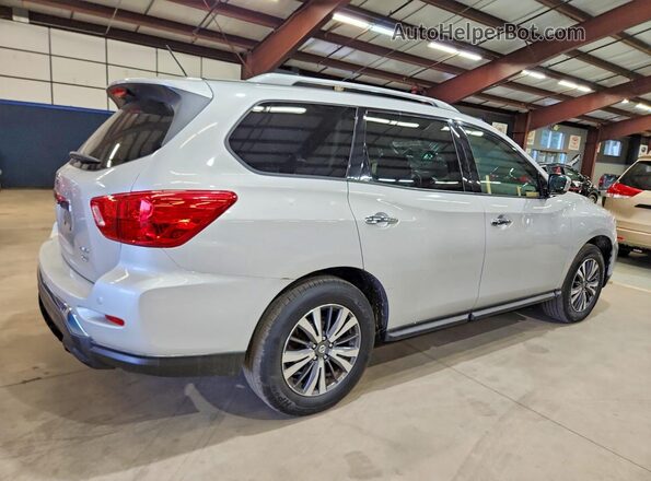 5N1DR2MM1HC670100 2017 NISSAN PATHFINDER Silver Задня права чверть