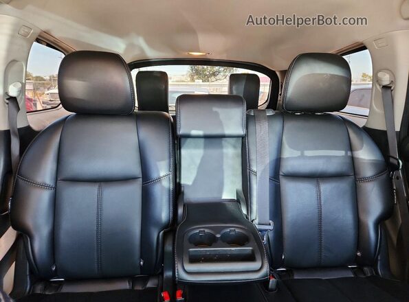 5N1DR2MM1JC607861 2018 NISSAN PATHFINDER Black Vista de los asientos traseros