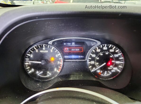 5N1DR2MM1JC632050 2018 NISSAN PATHFINDER Silver Սարքավորումների վահանակի տեսք
