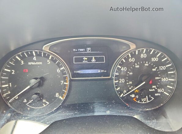 5N1DR2MM2JC605018 2018 NISSAN PATHFINDER Silver Սարքավորումների վահանակի տեսք