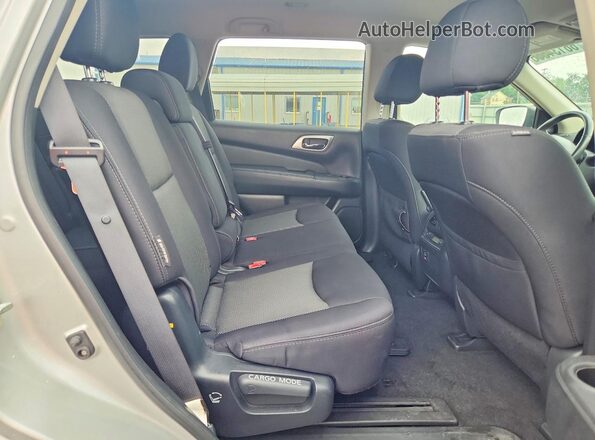 5N1DR2MM2JC605018 2018 NISSAN PATHFINDER Silver Սալոնի հետևի տեսք