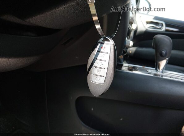 5N1DR2MM3HC629659 2017 NISSAN PATHFINDER Silver Widok deski rozdzielczej
