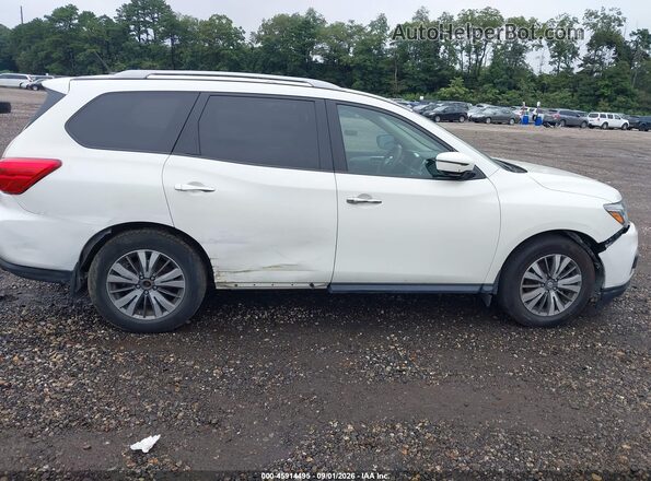 5N1DR2MM3HC681423 2017 NISSAN PATHFINDER White Vista interior trasera