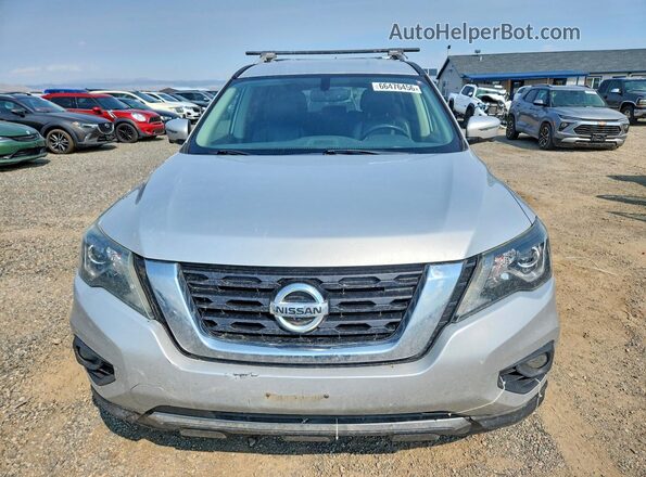 5N1DR2MM3JC611670 2018 NISSAN PATHFINDER Silver Vista del cuadro de instrumentos