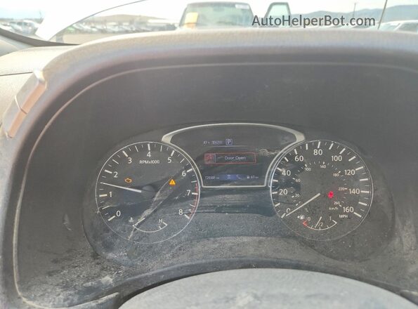 5N1DR2MM3JC611670 2018 NISSAN PATHFINDER Silver 