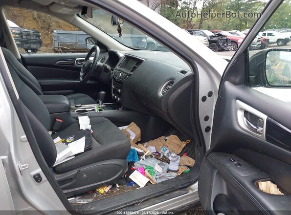 5N1DR2MM3JC611765 2018 NISSAN PATHFINDER Silver Vista interior delantera
