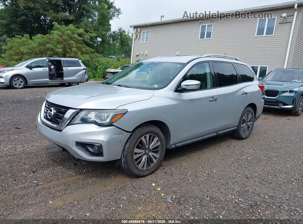 5N1DR2MM3JC611765 2018 NISSAN PATHFINDER Silver Vista tres cuartos delantera izquierda