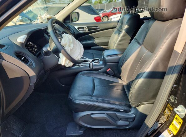 5N1DR2MM3JC615573 2018 NISSAN PATHFINDER Black Вид салону спереду