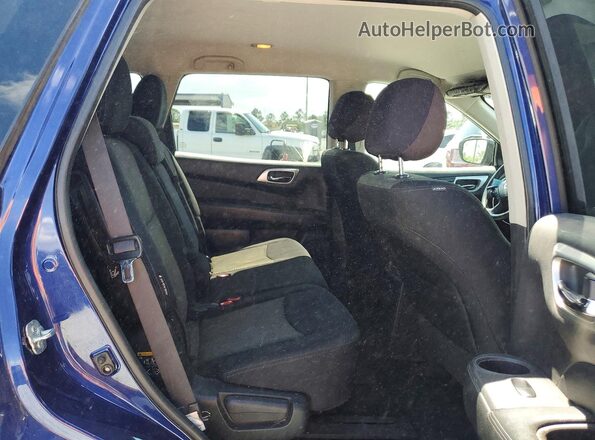 5N1DR2MM3JC636021 2018 NISSAN PATHFINDER Blue Rear interior view