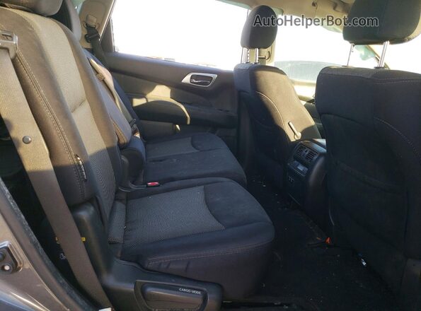 5N1DR2MM3KC608785 2019 NISSAN PATHFINDER Gray Вид задньої частини салону