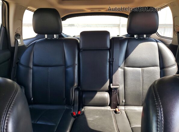 5N1DR2MM4HC619142 2017 NISSAN PATHFINDER Черный Вид задних сидений