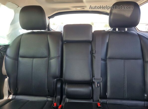5N1DR2MM4HC620338 2017 NISSAN PATHFINDER Black Вид задніх сидінь