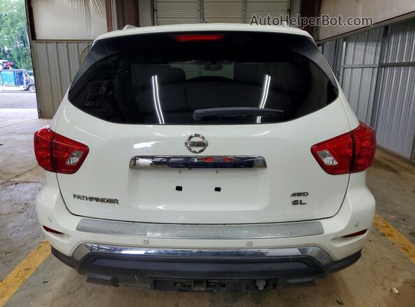 5N1DR2MM4HC641724 2017 NISSAN PATHFINDER White Vista trasera
