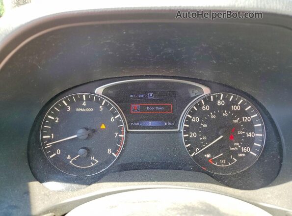 5N1DR2MM4JC620619 2018 NISSAN PATHFINDER Silver Սարքավորումների վահանակի տեսք