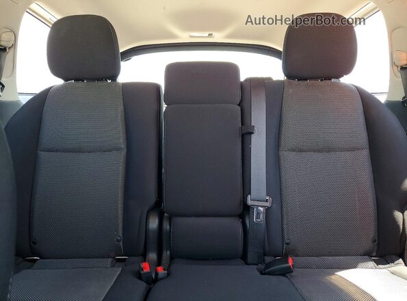 5N1DR2MM4JC620619 2018 NISSAN PATHFINDER Silver Հետևի նստատեղերի տեսք