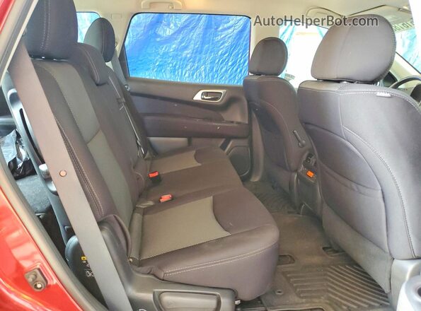 5N1DR2MM5HC626861 2017 NISSAN PATHFINDER Red უკანა სალონის ხედი