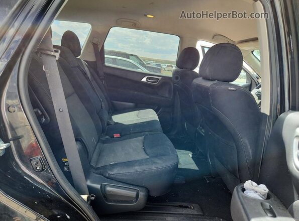 5N1DR2MM5HC668687 2017 NISSAN PATHFINDER Black Widok tylnych siedzeń