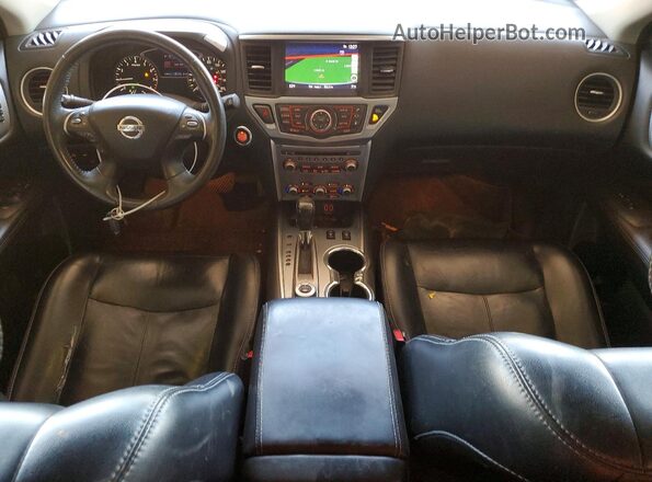 5N1DR2MM5JC607846 2018 NISSAN PATHFINDER Серый Вид панели приборов