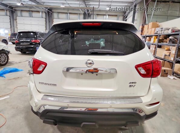 5N1DR2MM5JC637560 2018 NISSAN PATHFINDER Белый Вид сзади