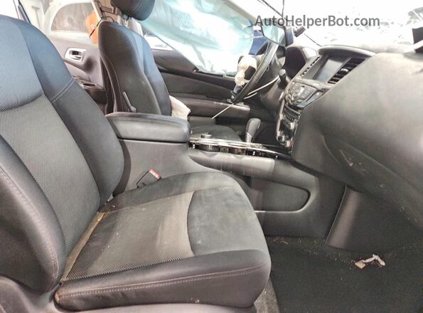 5N1DR2MM5JC637560 2018 NISSAN PATHFINDER Белый Вид салона спереди