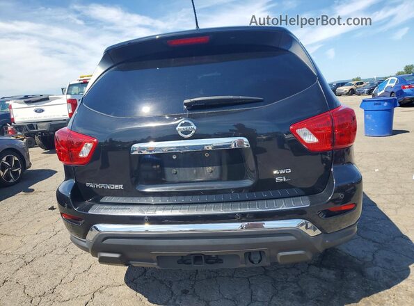 5N1DR2MM6HC609874 2017 NISSAN PATHFINDER Black Widok z tyłu