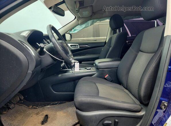 5N1DR2MM6JC614384 2018 NISSAN PATHFINDER Синий Вид салона спереди