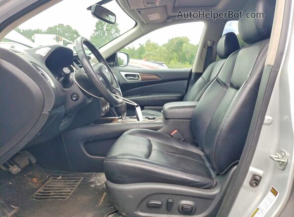 5N1DR2MM6KC618663 2019 NISSAN PATHFINDER Silver Սալոնի դիմացի տեսք