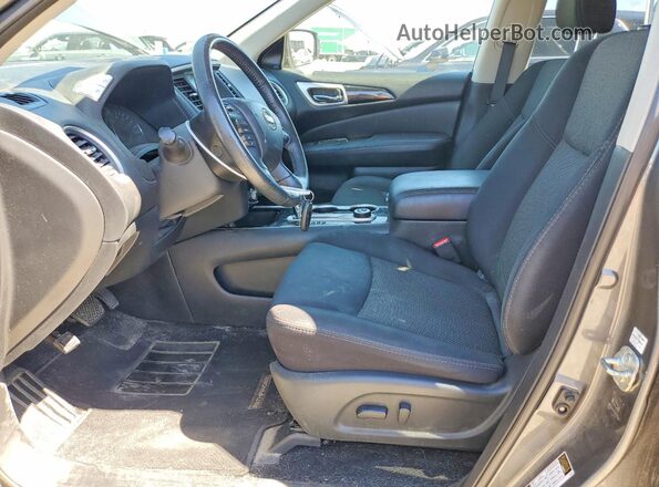 5N1DR2MM6KC653008 2019 NISSAN PATHFINDER Серый Вид салона спереди