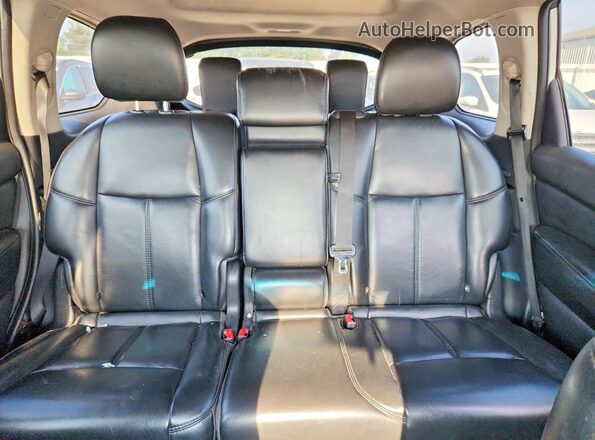 5N1DR2MM7HC606059 2017 NISSAN PATHFINDER White Вид задніх сидінь