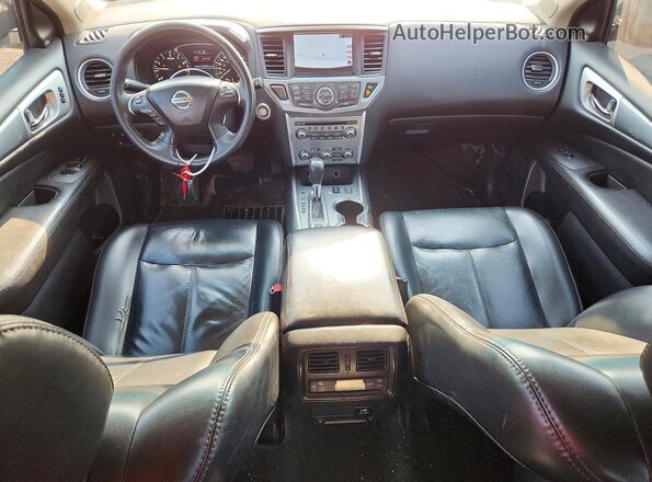 5N1DR2MM7HC606059 2017 NISSAN PATHFINDER White Вид панелі приладів