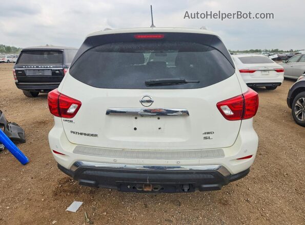 5N1DR2MM7HC902134 2017 NISSAN PATHFINDER White Widok z tyłu