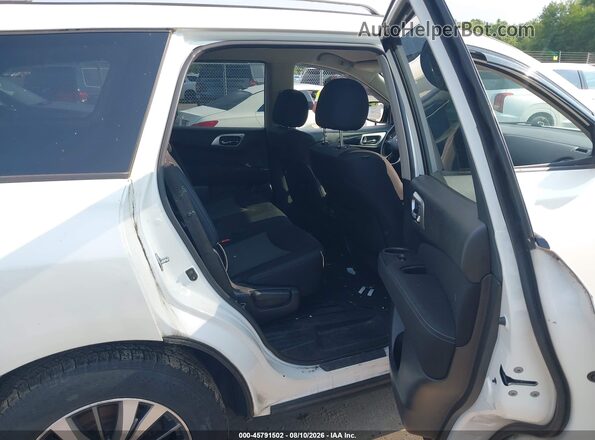 5N1DR2MM8HC628832 2017 NISSAN PATHFINDER White VIN sticker view