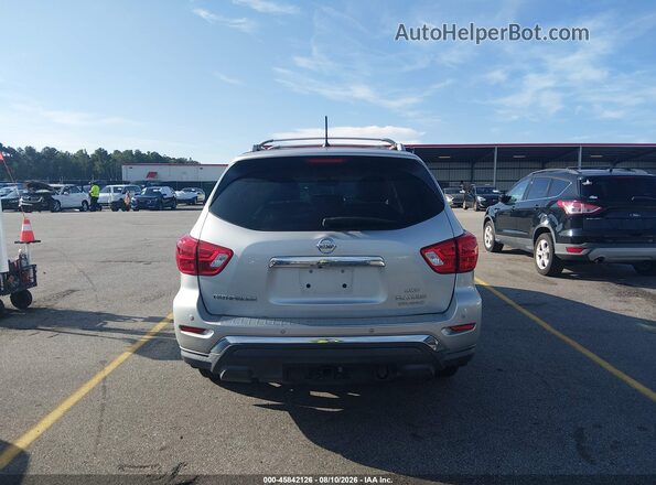 5N1DR2MM8HC648305 2017 NISSAN PATHFINDER Silver 