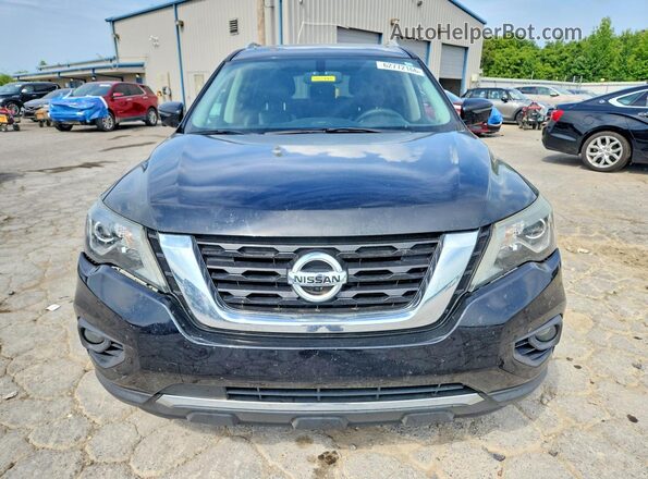 5N1DR2MM8HC662088 2017 NISSAN PATHFINDER Black Widok z przodu