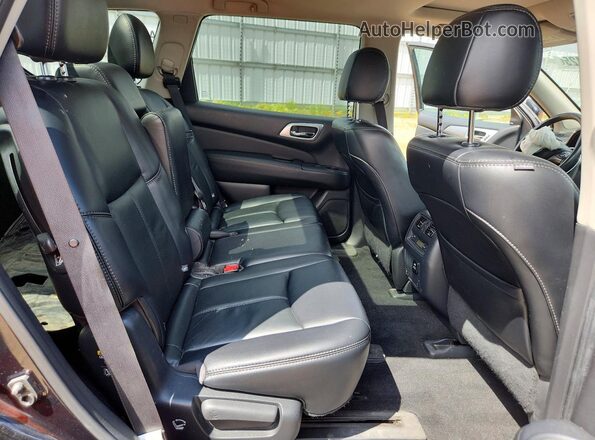 5N1DR2MM8HC693311 2017 NISSAN PATHFINDER Black 