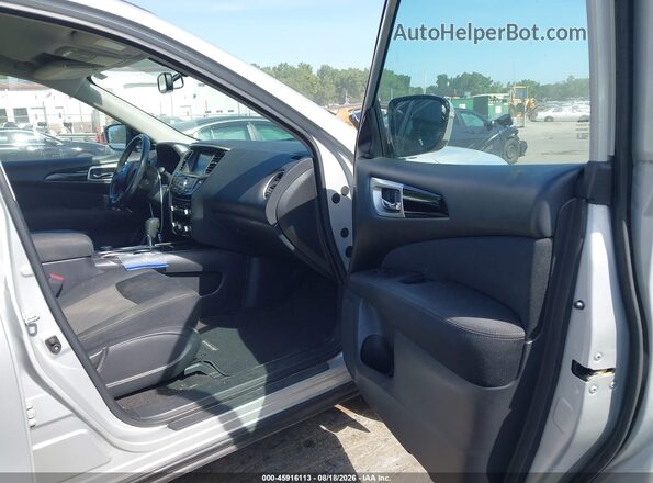 5N1DR2MM8HC697973 2017 NISSAN PATHFINDER Gray წინა სალონის ხედი