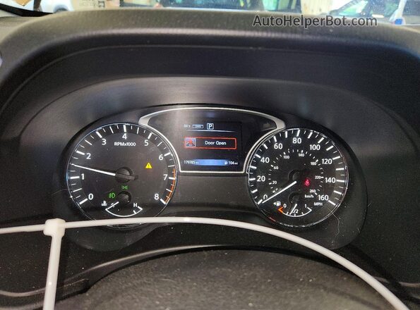 5N1DR2MM9HC613241 2017 NISSAN PATHFINDER Brown Вид щитка приладів
