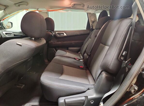 5N1DR2MM9HC630380 2017 NISSAN PATHFINDER Black Vista interior trasera