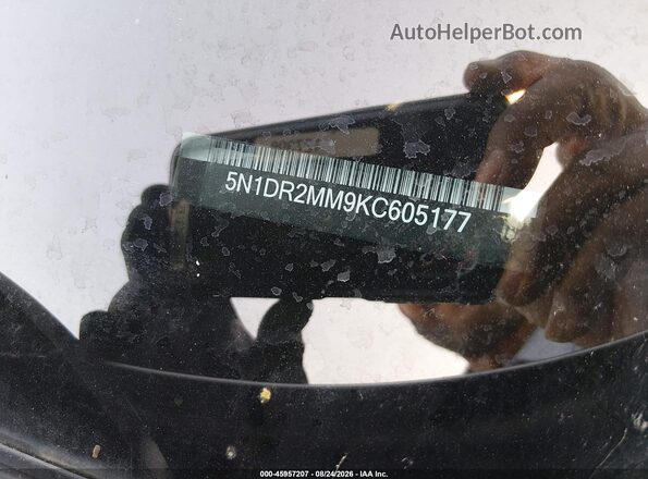 5N1DR2MM9KC605177 2019 NISSAN PATHFINDER Silver Vista del compartimento del motor