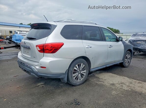 5N1DR2MN0HC670758 2017 NISSAN PATHFINDER Silver Tył prawy