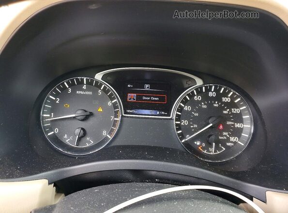 5N1DR2MN1HC625618 2017 NISSAN PATHFINDER White ხელსაწყოთა პანელის ხედი