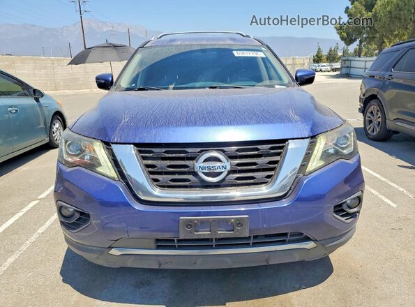 5N1DR2MN1HC666685 2017 NISSAN PATHFINDER Синий Вид спереди