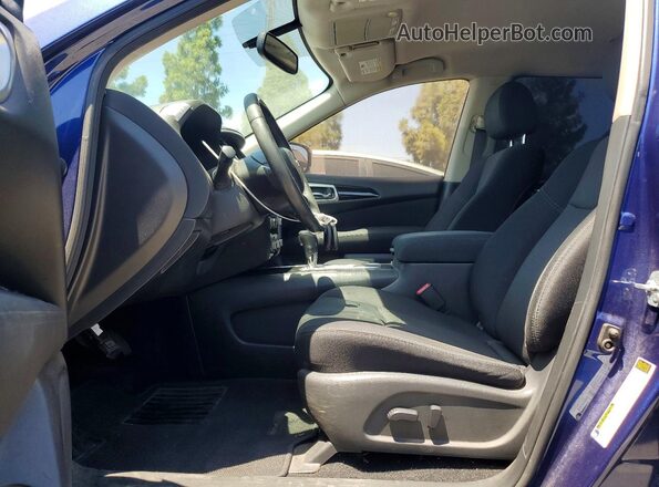 5N1DR2MN1HC666685 2017 NISSAN PATHFINDER Синий Вид салона спереди